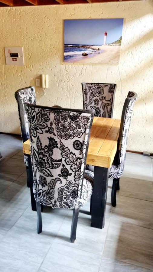 סנדטון Merry Monte Casino Lodge House In Fourways מראה חיצוני תמונה